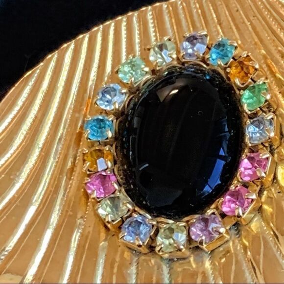 Vtg scalloped gold rainbow rhinestone black pin - Picture 5 of 7